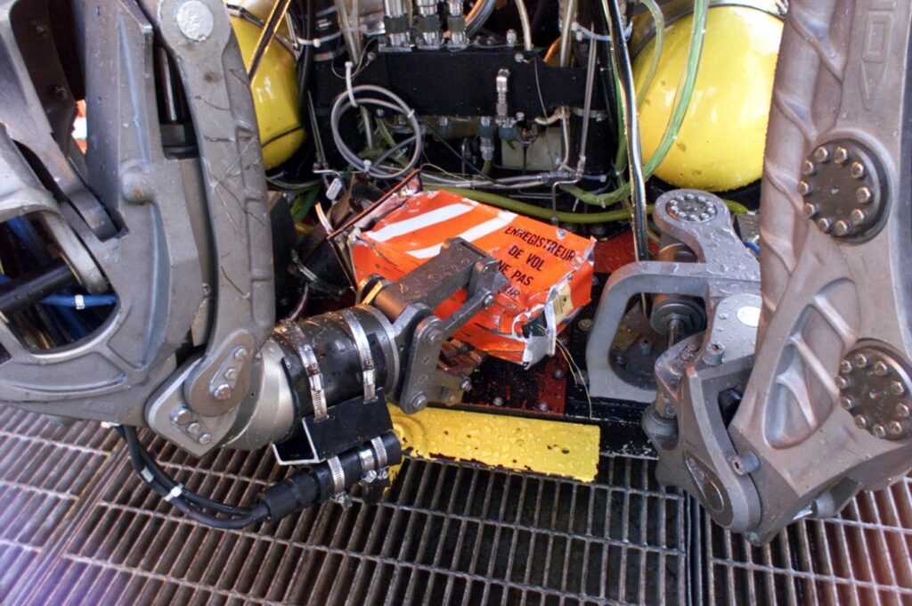 The cockpit voice recorder from the downed Alaska Airlines Flight 261